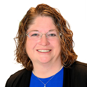 headshot of Insight Creative's Business Administrator, Cindy Ossmann