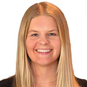 headshot of Insight Creative's Marketing Account Coordinator, Kelsey Tointon